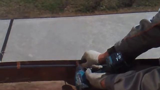 монтаж нагревательного кабеля в желобе