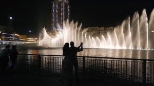 танец Дубай фонтаны