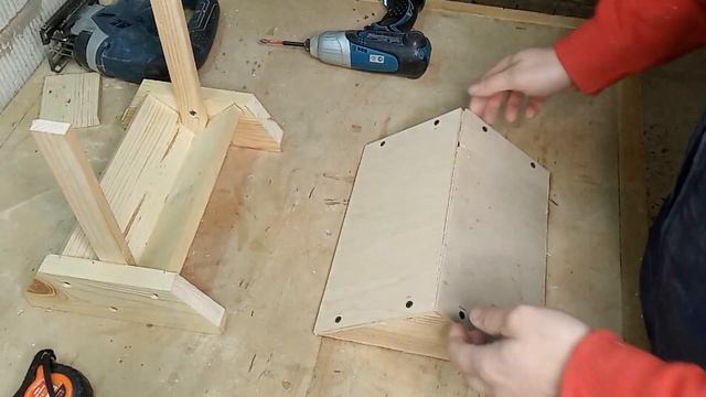 Делаем кормушку для птиц , Кормушка для фазанов.