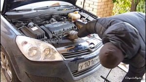 Opel Astra Часть 1. Раскаксовка колец и замена масла !!!