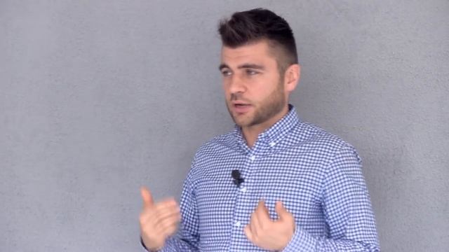 Как привлечь внимание парня? Узнай, как ненавязчиво привлечь внимание парня смотреть онлайн