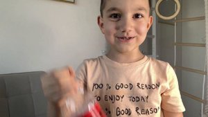Челлендж: 5 необычных способов открыть бутылку колы (мое первое видео на ютубе)