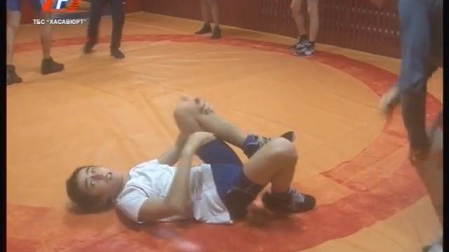 Тренировочный процесс школы УОР г. Хасавюрт смотреть онлайн