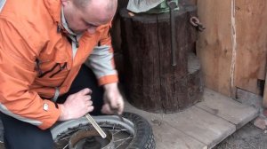 Замена камеры заднего колеса ИЖ Ю -3.