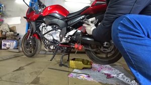 ЧИСТКА, МОЙКА И СМАЗКА ЦЕПИ НА МОТОЦИКЛЕ YAMAHA FZ1S