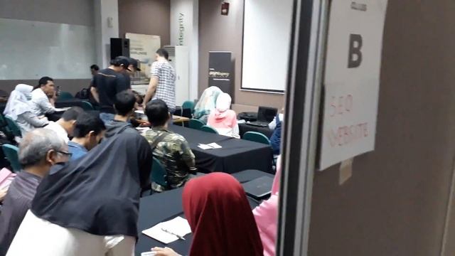 Kelas Digital Marketing Juni 2018 Jakarta belajar tricks dan tips смотреть онлайн