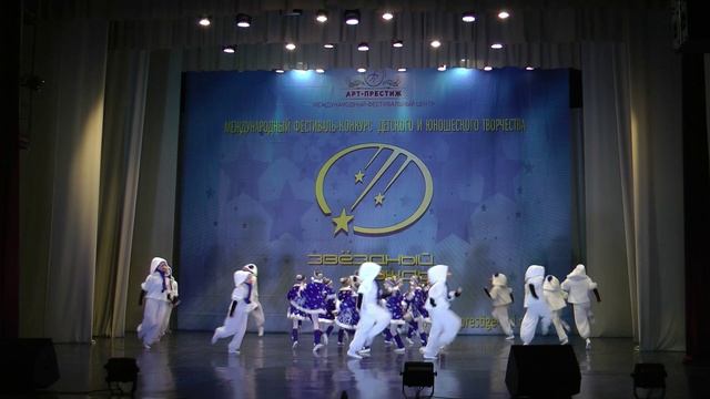 Танец "Зимние забавы". Образцовый хореографический ансамбль "Забава", ДШИ №2, Волгоград.