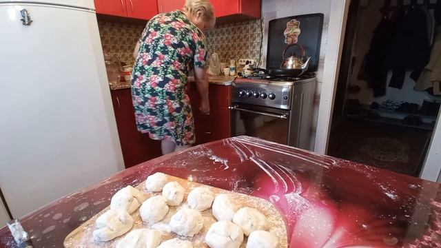 СЫРНИКИ. смотреть онлайн