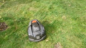 Газонокосилка! Косит газон! HUSQVARNA AUTOMOWER® 105