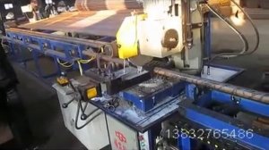 Автоматическая машина для резки труб. Automatic machine for cutting pipes.