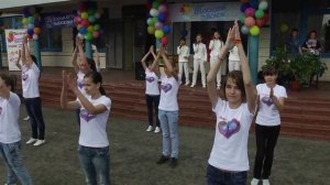 Танец на последний звонок - Пусть миром правит любовь (Ансамбль 'Надежда' 2013 г.)