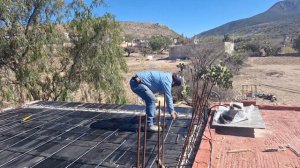 Getting Ready to Pour Our Concrete Roof on Our Garage - Building Our Home in México