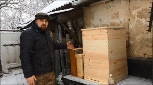 Как сделать краску из олифы? Крашу новый улей эко-коллерами. Разноцветные улья. Природные краски