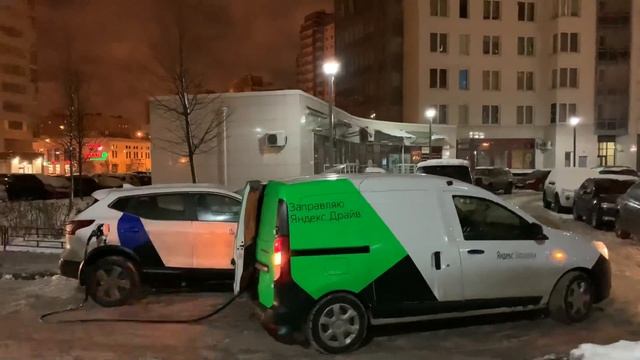 Как заправляют Яндекс драйв смотреть онлайн