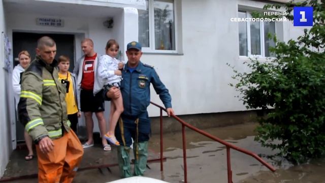 Из-за ливней в Крыму подтоплены десятки придомовых территорий