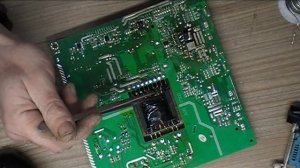 телевизор erisson не включается