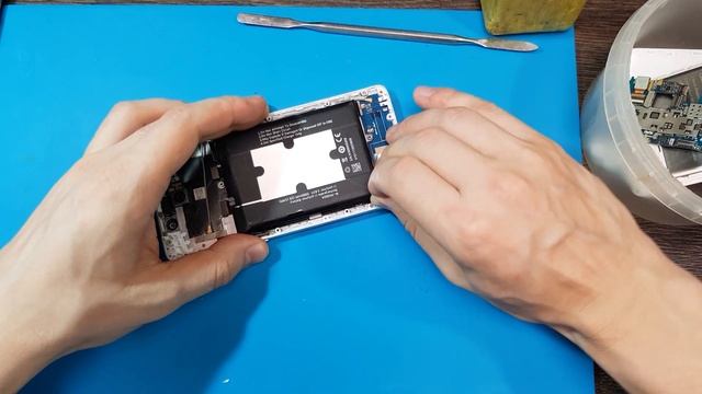 КАК РАЗОБРАТЬ HIGHSCREEN FIVE PRO/РАЗБОРКА HIGHSCREEN FIVE PRO смотреть онлайн