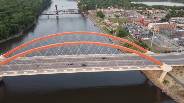 Hastings, Minnesota Travel Guide | Things to Do & See [4K] смотреть онлайн