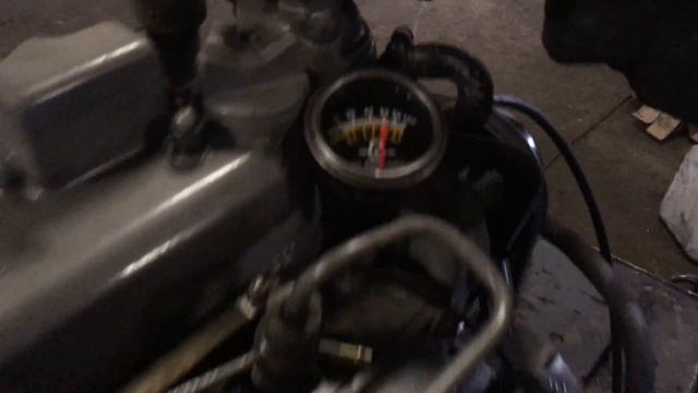 Запуск двигателя 4 91 tv Carrier Maxima ремонт 09.01.2018 смотреть онлайн