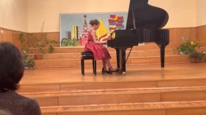 Глиэр «Романс», исп. Ученица 4 класса Ада Таровик, преподаватель Л.В. Канделаки