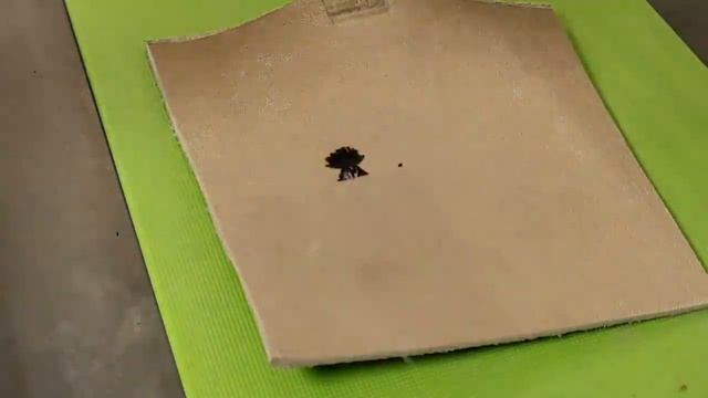 Оптимальный лазерный гравер для кожевенной мастерской в действии смотреть онлайн