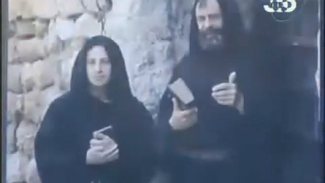 Святой Грааль в поисках реликвии