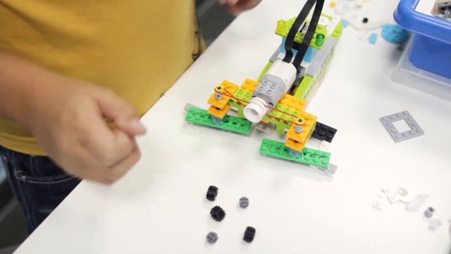 Тимур Презентация 1 - Результаты детей по робототехнике в центре Genius School смотреть онлайн