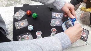 ИГРАЕМ в БАКУГАН