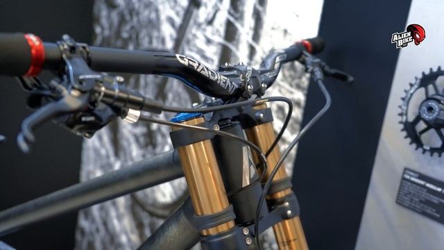 Atherton's Downhill Bike 29'' Prototype на стенде FSA | EuroBike 2019