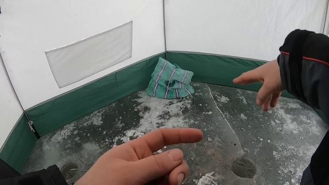 ПЛОТВИНЫЙ БЕСПРЕДЕЛ!! ВОТ ЭТО БАТОНЫ!!! Леска звенит. Зимняя рыбалка