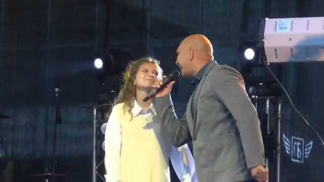 Констанин Карачевцев  feat  Мария Карачевцева  -  Гимн городского округа Коломна смотреть онлайн