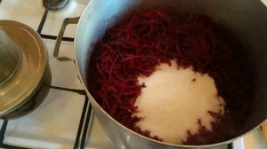 Маринованная свекла на зиму ( очень простой рецепт)
