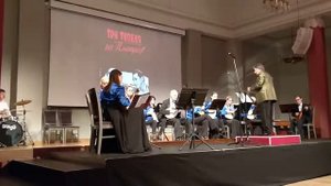 Мелодия из кинофильма "Три тополя на Плющихе" - А.Пахмутова