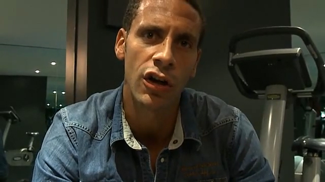 Рио Фердинанд на баскетбольной фотосессии!!! смотреть онлайн