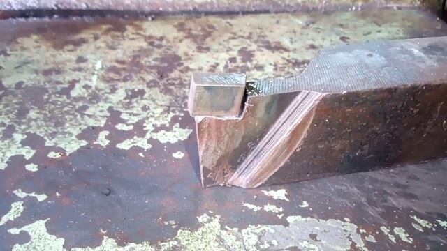 Отрезной резец своими руками из фрезы. смотреть онлайн