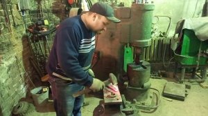 печь в баню со стеклянной дверкой и вечно горячим котлом