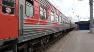 Электровоз ЭП1-077 с поездом № 147 Астрахань – Нижневартовск