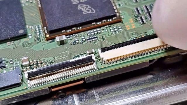 почему стоит сразу отнести sony a7m2, если глючит шлейф смотреть онлайн