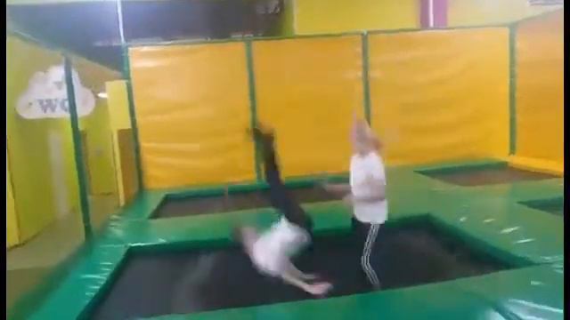 Вот это конечно я прыгнул смотреть онлайн