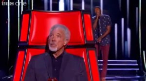 парень нереально круто спел! смотреть всем! волшебный голос! Matt Henry - Trouble