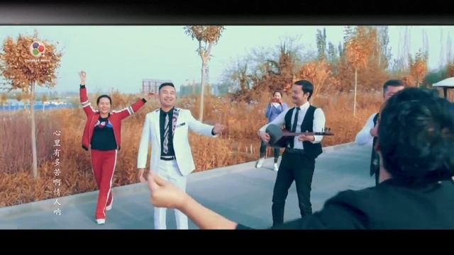 Uyghur folk song - Gülyala (English Subtitles) смотреть онлайн