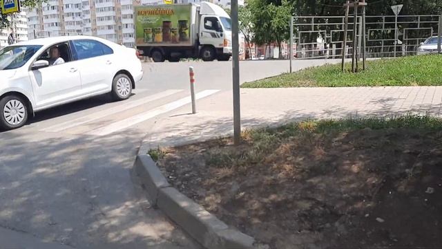 Приперла фартук в Краснодар Сходили в школу. Переезд с севера на юг