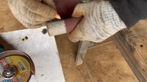 Нашли способ, как ровно отрезать трубу