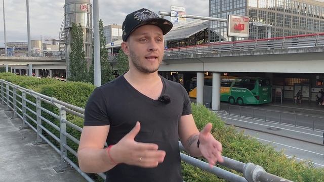 Как добраться из аэропорта Гамбурга в центр города: инструкция от местных (Гамбург на бегу) смотреть онлайн