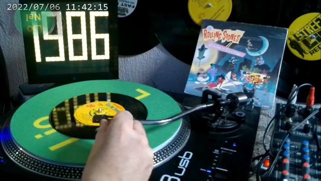 Harlem Shuffle / Had It With You - The Rolling Stones смотреть онлайн