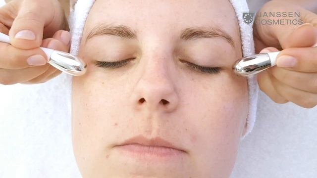 Массаж. Уход за зоной вокруг глаз и самая эффективная терапия Janssen Cosmetics. смотреть онлайн