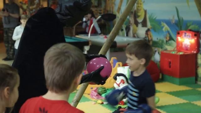 Детский развлекательный центр "ДЖУНГЛИ" смотреть онлайн