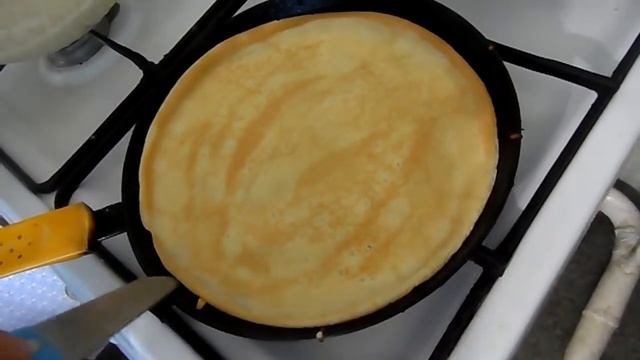 БЛИННЫЕ   МЕШОЧКИ  С МЯСНОЙ  НАЧИНКОЙ