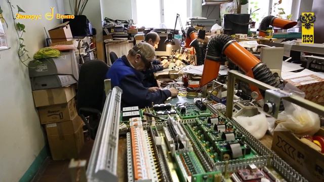 Вытяжное устр-во настольное Гном + Пылеулавливающий агрегат ПУАВ + Вытяжное устройство Лиана