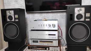 Technics SB-F90 vs Yamaha 700X
